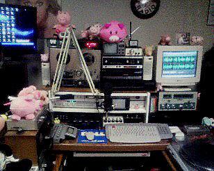 http://www.wa2fnq.com/fnq/studiob08.jpg