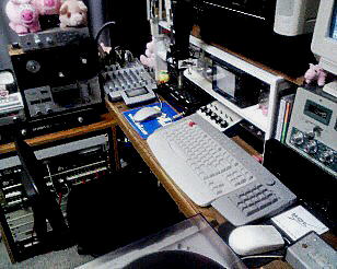 http://www.wa2fnq.com/fnq/studioc08.jpg